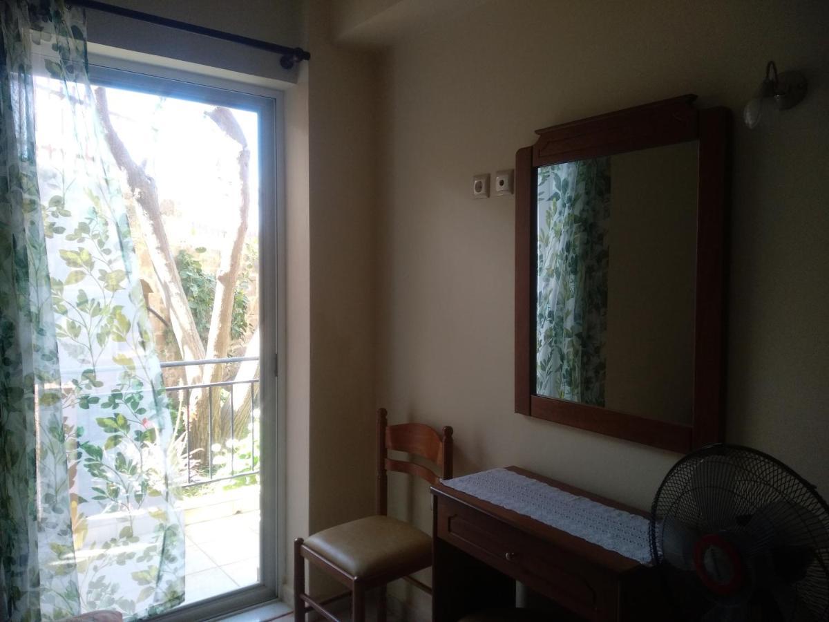 Riza Falasarna Apartments エクステリア 写真